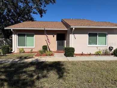 Lake Conley Condo For Sale in Holiday Florida