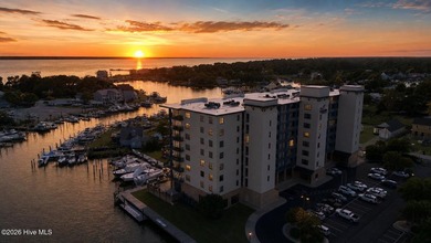 Boater's dream meets luxury coastal living. Welcome to - photo 2
