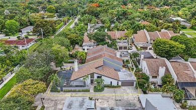 Welcome to this highly desirable corner-unit townhome in the - photo 43