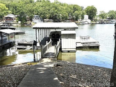 Sitting on a gentle lot in a beautiful cove location, this gem - photo 45