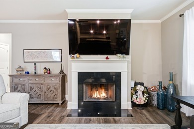 Welcome home to the sought after community of Lake Arrowhead! - photo 9