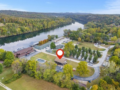 Lake Taneycomo Condo For Sale in Branson Missouri