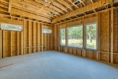 Discover a rare offering in the heart of Horseshoe Bay, ideally - photo 18