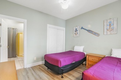 Motivated Seller! Welcome to this beautifully maintained - photo 19