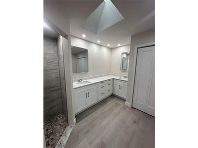 Welcome home! This beautiful updated property is completely - photo 21