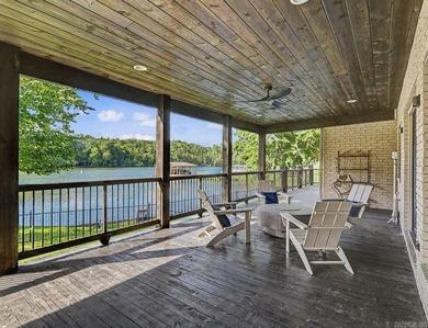 Beautifully updated lakefront home tucked away on a quiet cove - photo 32