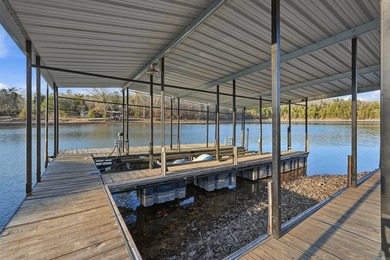 Beautifully updated lakefront home tucked away on a quiet cove - photo 36