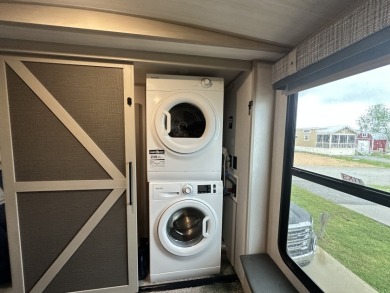 Waterfront RV Lot in Lux Community - RV Included! - photo 44