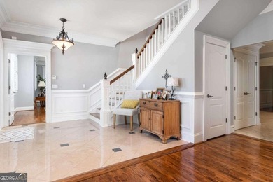 Custom-built home. Winding staircase & grand foyer. Huge master - photo 25