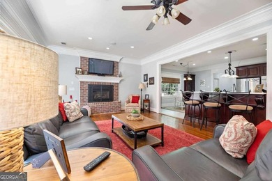 Custom-built home. Winding staircase & grand foyer. Huge master - photo 41