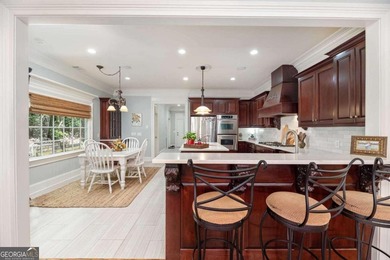 Custom-built home. Winding staircase & grand foyer. Huge master - photo 42