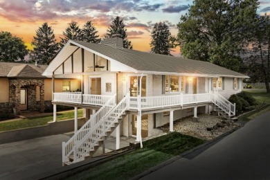 Lake Home For Sale in East Berlin, Pennsylvania