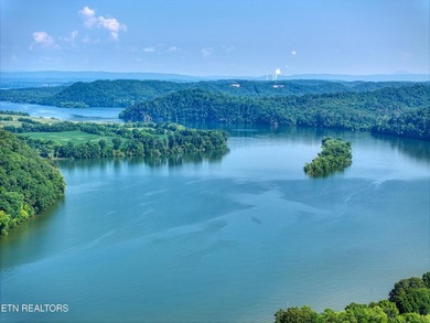 PRICE IMPROVEMENT! Welcome to 326 Marble Bluff Drive-where - photo 52