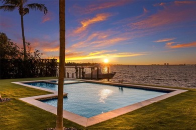 WELCOME to a breathtaking WATERFRONT masterpiece in the - photo 5
