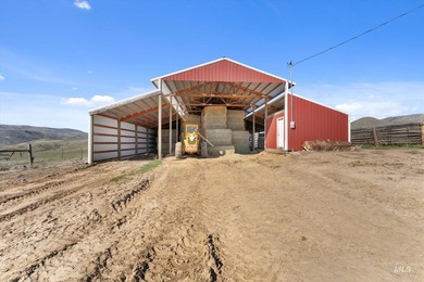 This impressive 320-acre ranch property offers seven scenic - photo 3