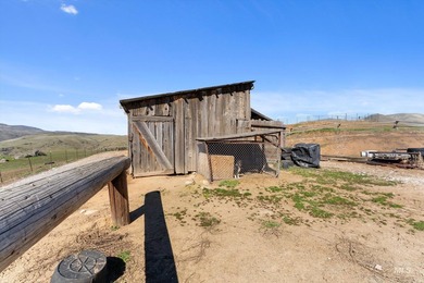 This impressive 320-acre ranch property offers seven scenic - photo 10