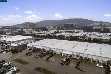 Price improvement! Prime location! This industrial warehouse - photo 4