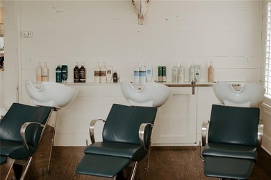 Excellent Commercial opportunity in a highly desirable,highly - photo 5