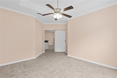 Time to Soak Up The Sun!!! Beautiful HOME on the Southside! Wait - photo 20