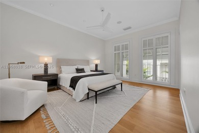Almeria Row, a collection of luxury townhomes, has garnered - photo 25