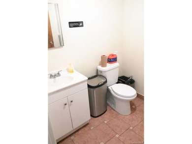 Prime mixed-use opportunity in the heart of Throggs Neck! - photo 9