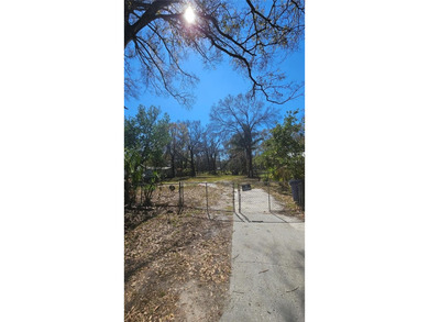 Prime opportunity to build in established Tampa neighborhood! - photo 7