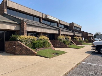 MODERN MEDICAL OFFICE CLOSE TO BAPTIST EAST ER ENTRANCE. LARGE