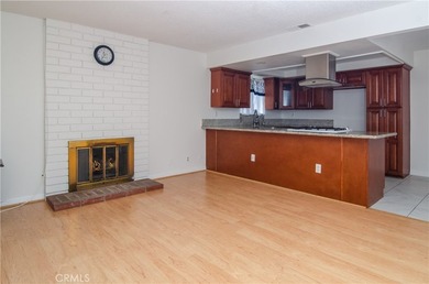 Lovely 3 bedroom, 2 bath home, plus a bonus room that can be - photo 18