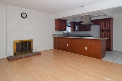 Lovely 3 bedroom, 2 bath home, plus a bonus room that can be - photo 19