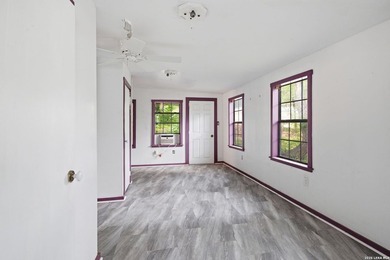 RARE 1-ACRE GEM IN HISTORIC HELOTES - NO HOA! Looking for - photo 21