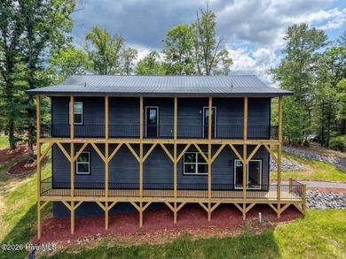 Welcome to this stunning 3-bedroom, 3-bathroom modern rustic - photo 5