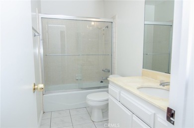 Lovely 3 bedroom, 2 bath home, plus a bonus room that can be - photo 26