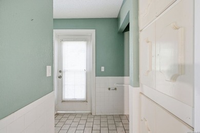 RARE 1-ACRE GEM IN HISTORIC HELOTES - NO HOA! Looking for - photo 28