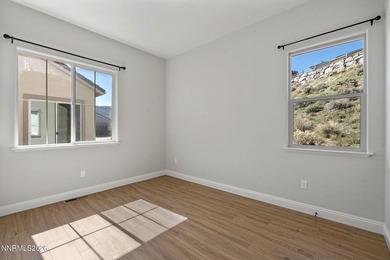 MOTIVATED SELLERS!! Built in 2021, this highly upgraded - photo 31