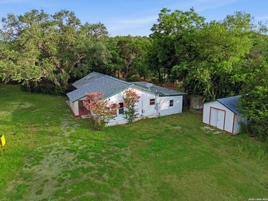RARE 1-ACRE GEM IN HISTORIC HELOTES - NO HOA! Looking for - photo 34