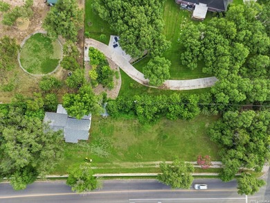 RARE 1-ACRE GEM IN HISTORIC HELOTES - NO HOA! Looking for - photo 39