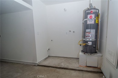 Lovely 3 bedroom, 2 bath home, plus a bonus room that can be - photo 40