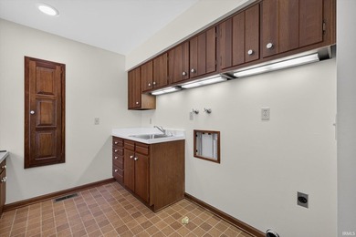 This lovely one-owner four bedroom, three and a half bath brick - photo 13