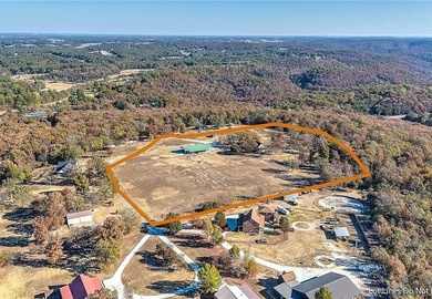Experience country living in this exceptional +/- 10 acre - photo 15