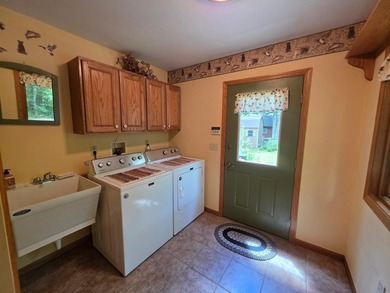 Experience the ultimate Northwoods lifestyle at this - photo 21