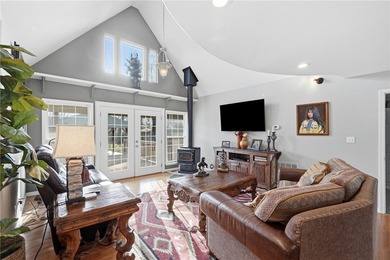 Experience country living in this exceptional +/- 10 acre - photo 27
