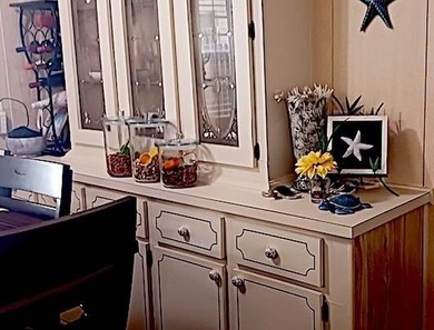 Looking for the perfect home with a beautiful lake view? Then - photo 27