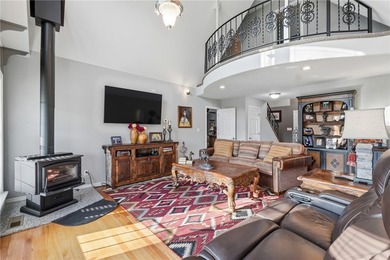 Experience country living in this exceptional +/- 10 acre - photo 29