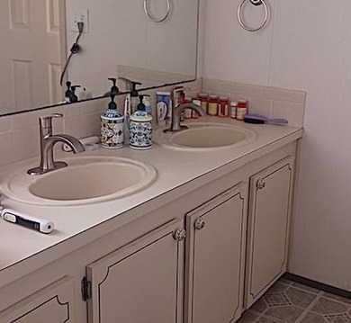 Looking for the perfect home with a beautiful lake view? Then - photo 33