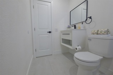 STUNNINGLY RENOVATED MODERN OASIS WITH POOL IN DESIRABLE WINSTON - photo 45