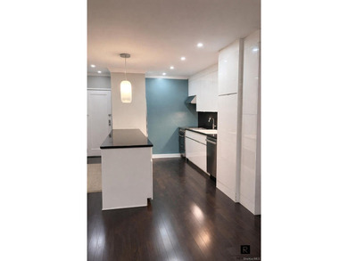 Turnkey and meticulously upgraded, Residence 4C is a - photo 1