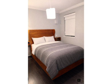 Turnkey and meticulously upgraded, Residence 4C is a - photo 7
