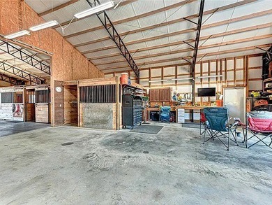 Experience country living in this exceptional +/- 10 acre - photo 58