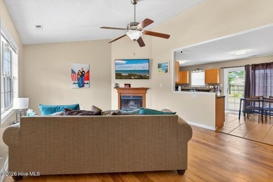 Comfort, convenience, and easy living come together in this - photo 5