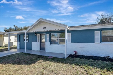 Under contract-accepting backup offers. Welcome to this - photo 4
